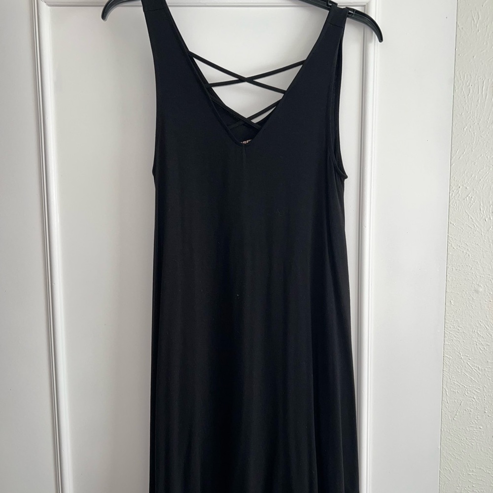 Arizona Jean Company Black Sleeveless V-Neck Slip Dress